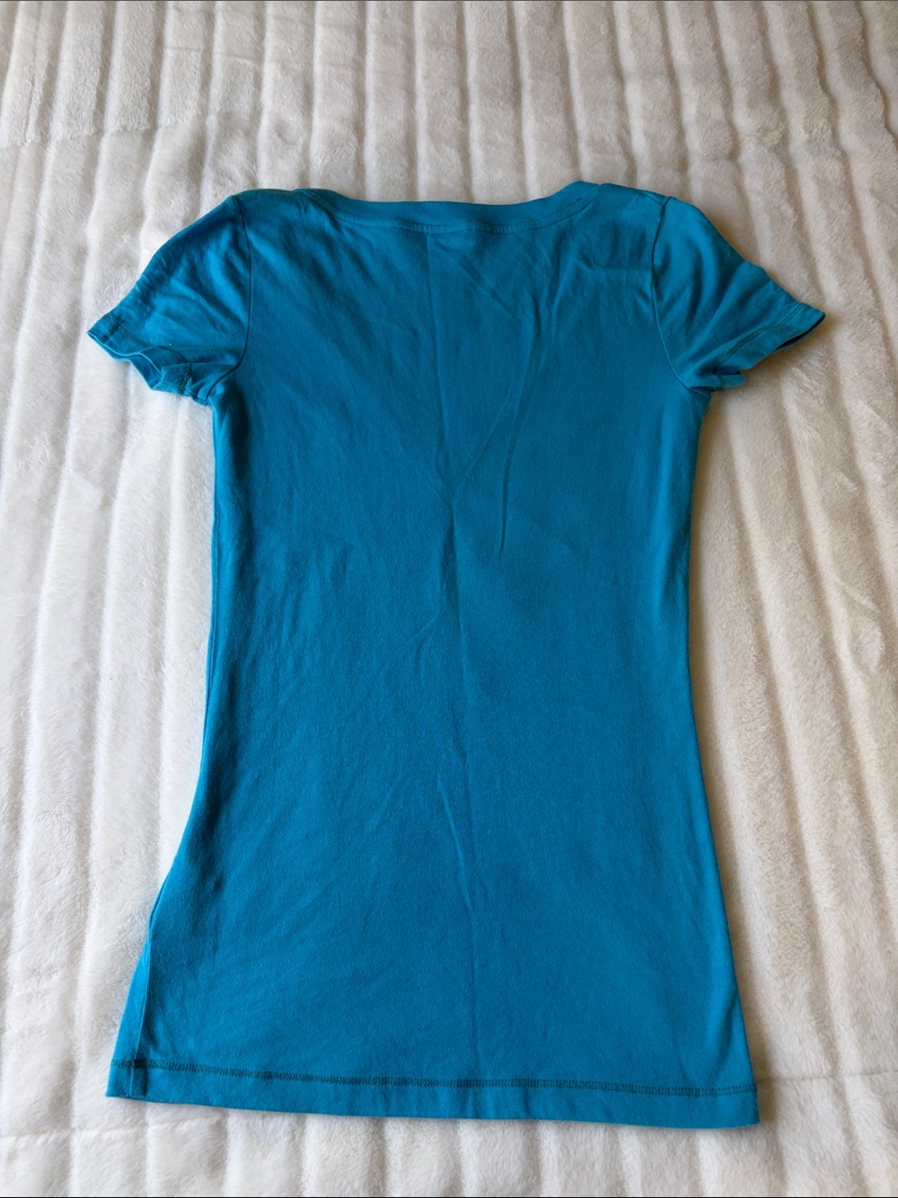 Hollister Bright Turquoise V-Neck Tee with Orange Floral Sz S - Picture 7 of 8